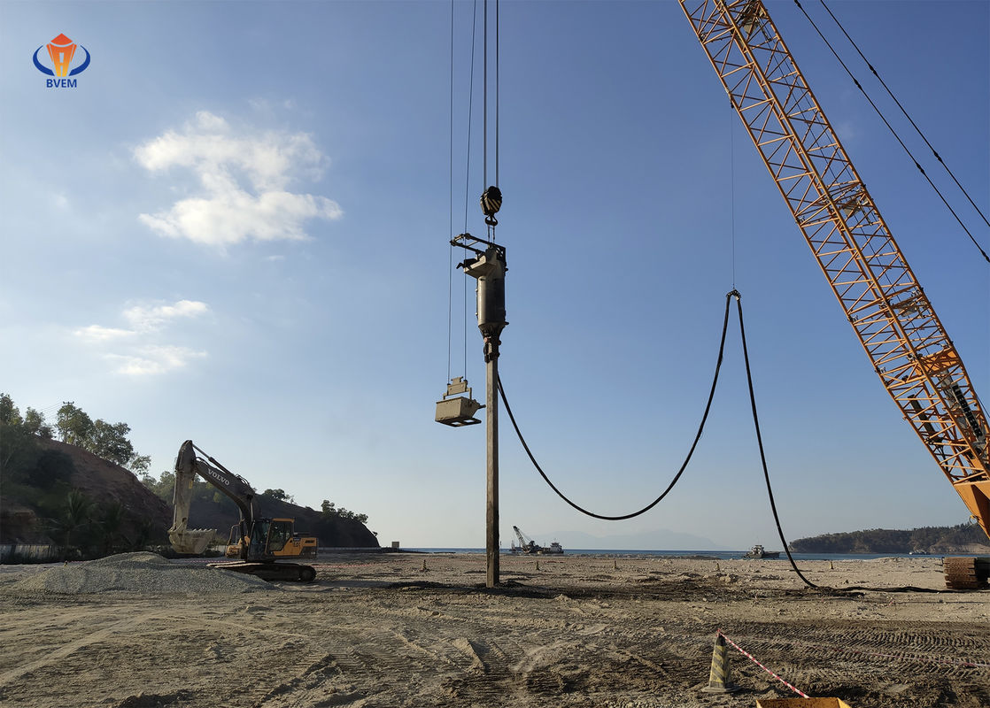 ฟีดด้านล่างประสิทธิภาพสูง Vibroflot หมุนเวียนน้ำหล่อเย็นสำหรับ Vibroflotation Stone Pile