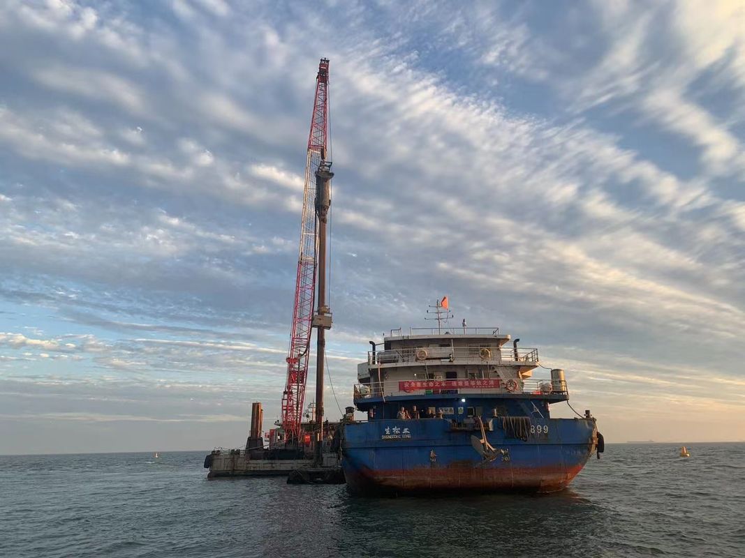 Offshore Bottom Feed Vibroflot ก่อสร้างสำหรับ Harbor Basin 200000 Ton Channel Project